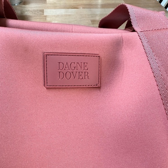 Medium Landon in Sienna - Picture 3 of 16